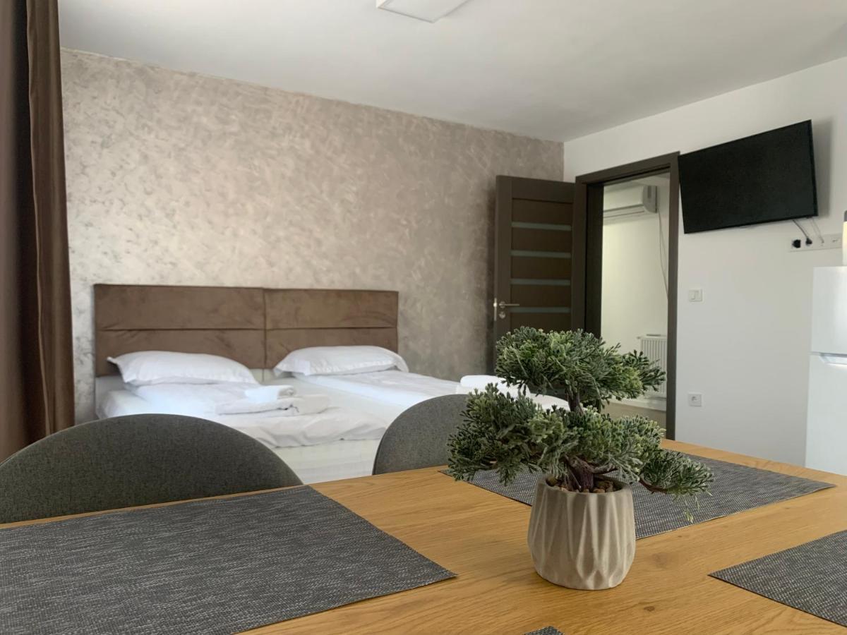 Wonderland Apartment Bistrita  Bagian luar foto