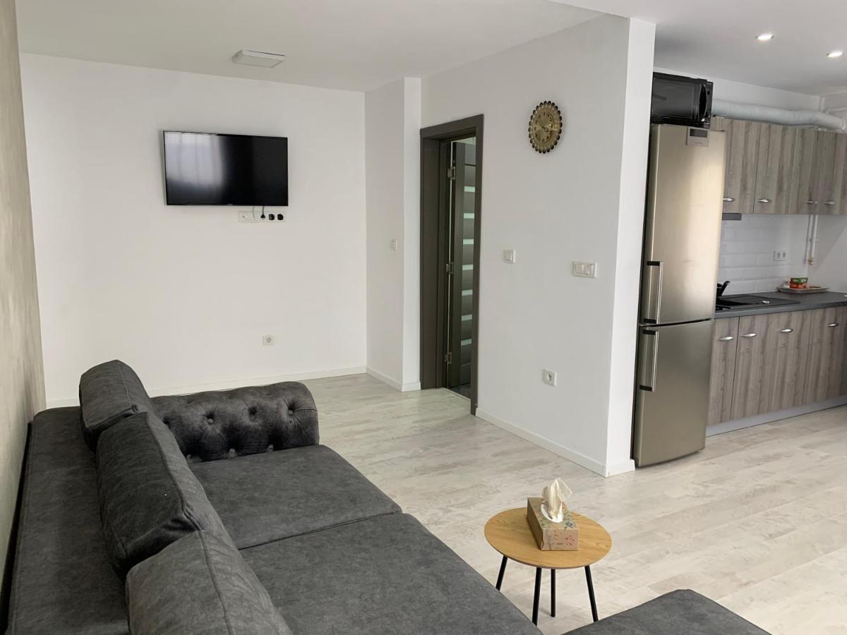 Wonderland Apartment Bistrita  Bagian luar foto