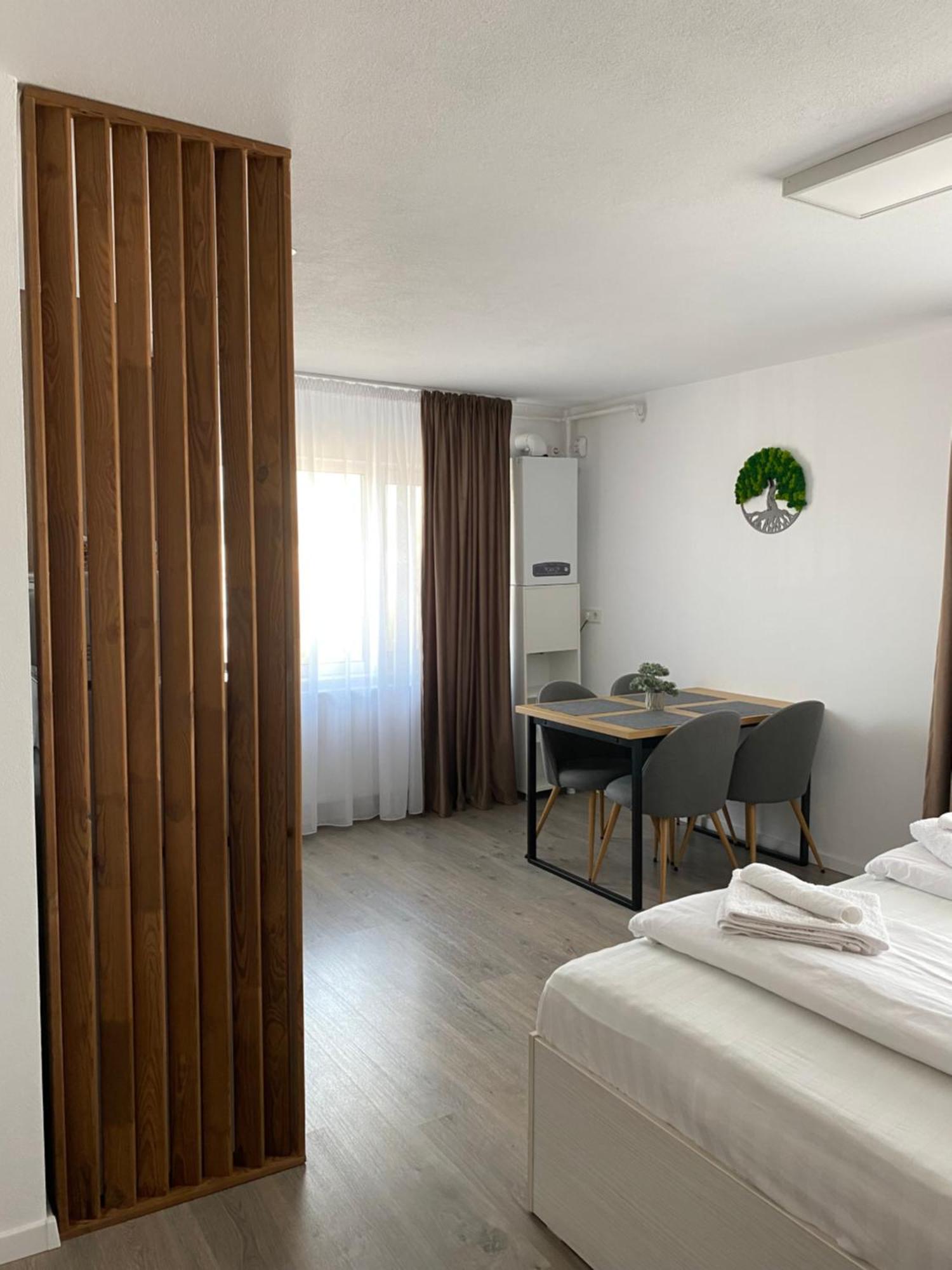 Wonderland Apartment Bistrita  Bagian luar foto