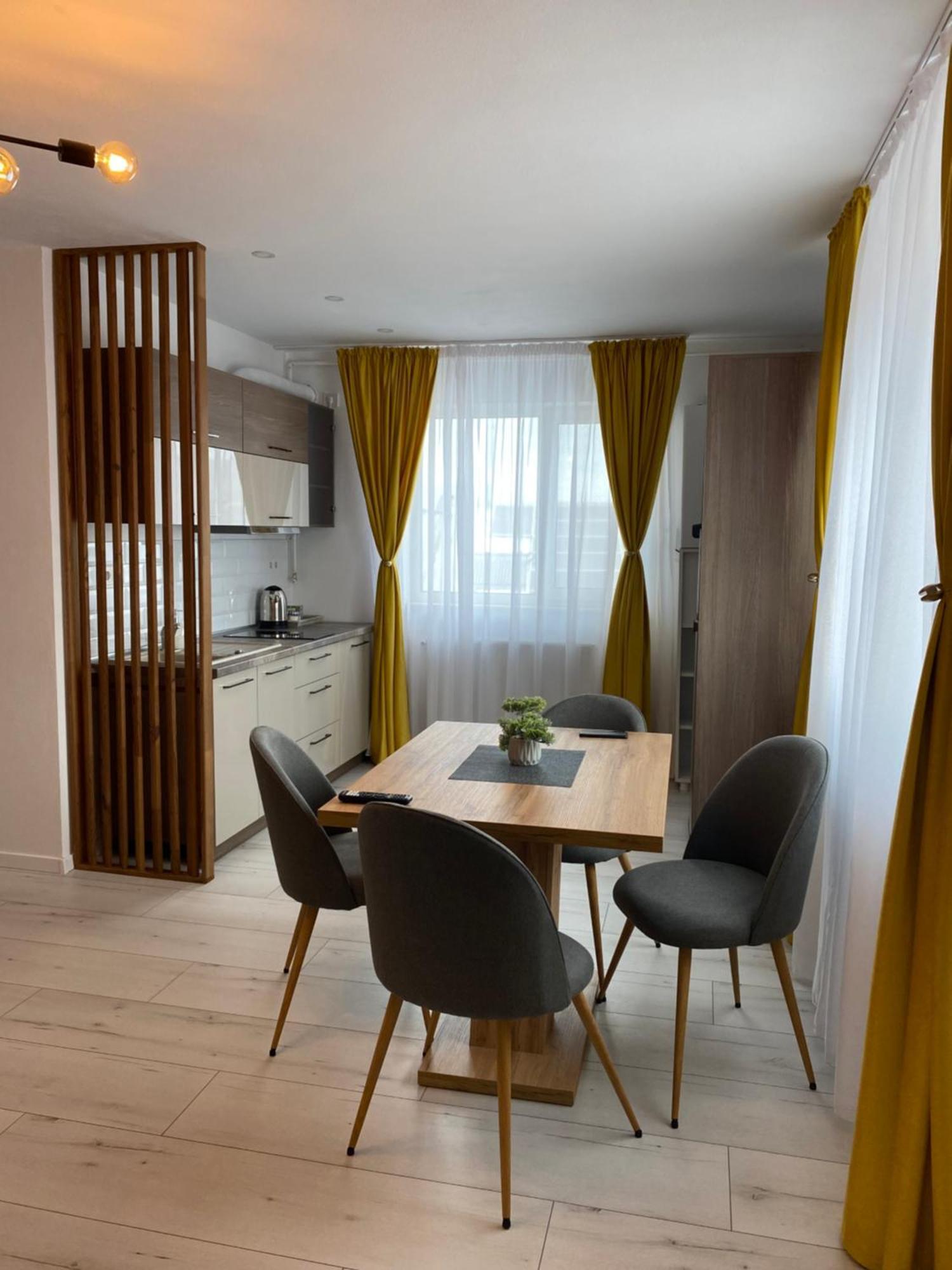Wonderland Apartment Bistrita  Bagian luar foto